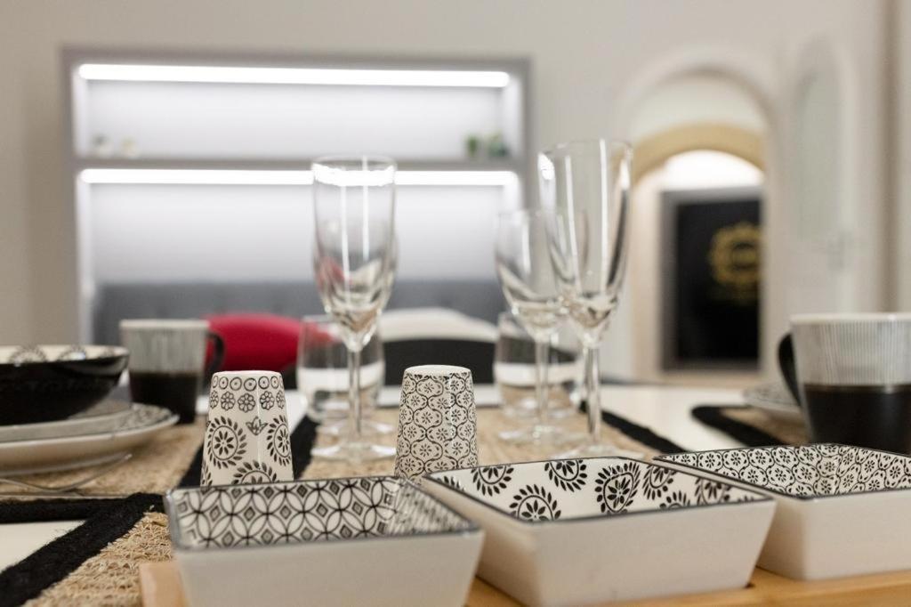 Esperia Luxury Suite & Apartment Noto Bagian luar foto